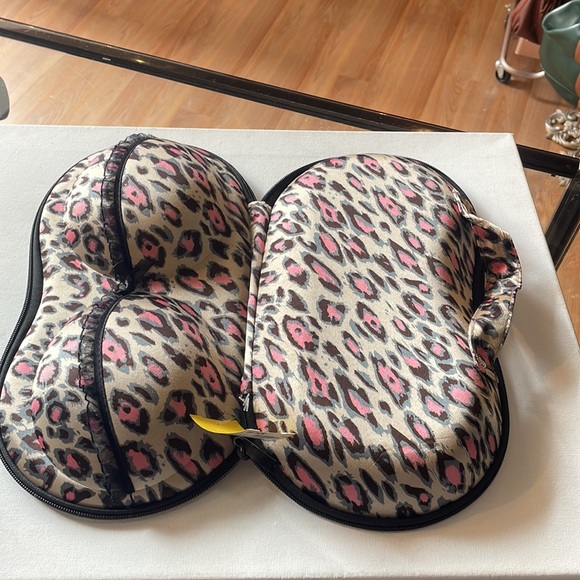 Bra holder!! - Picture 5 of 7